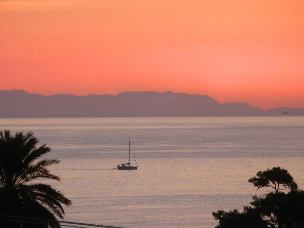 Poseidon Apartments Skala