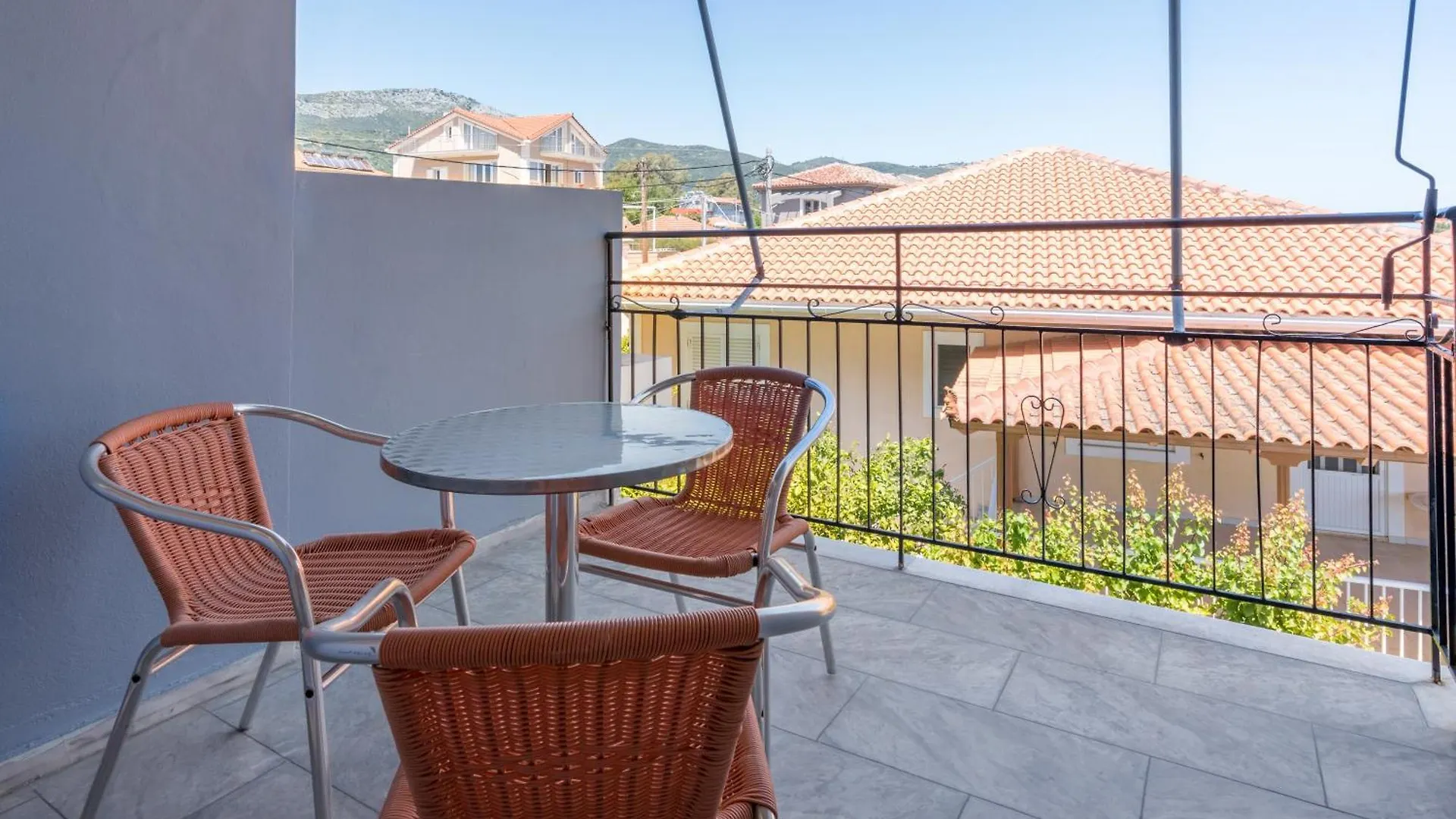 Poseidon Apartments Skala