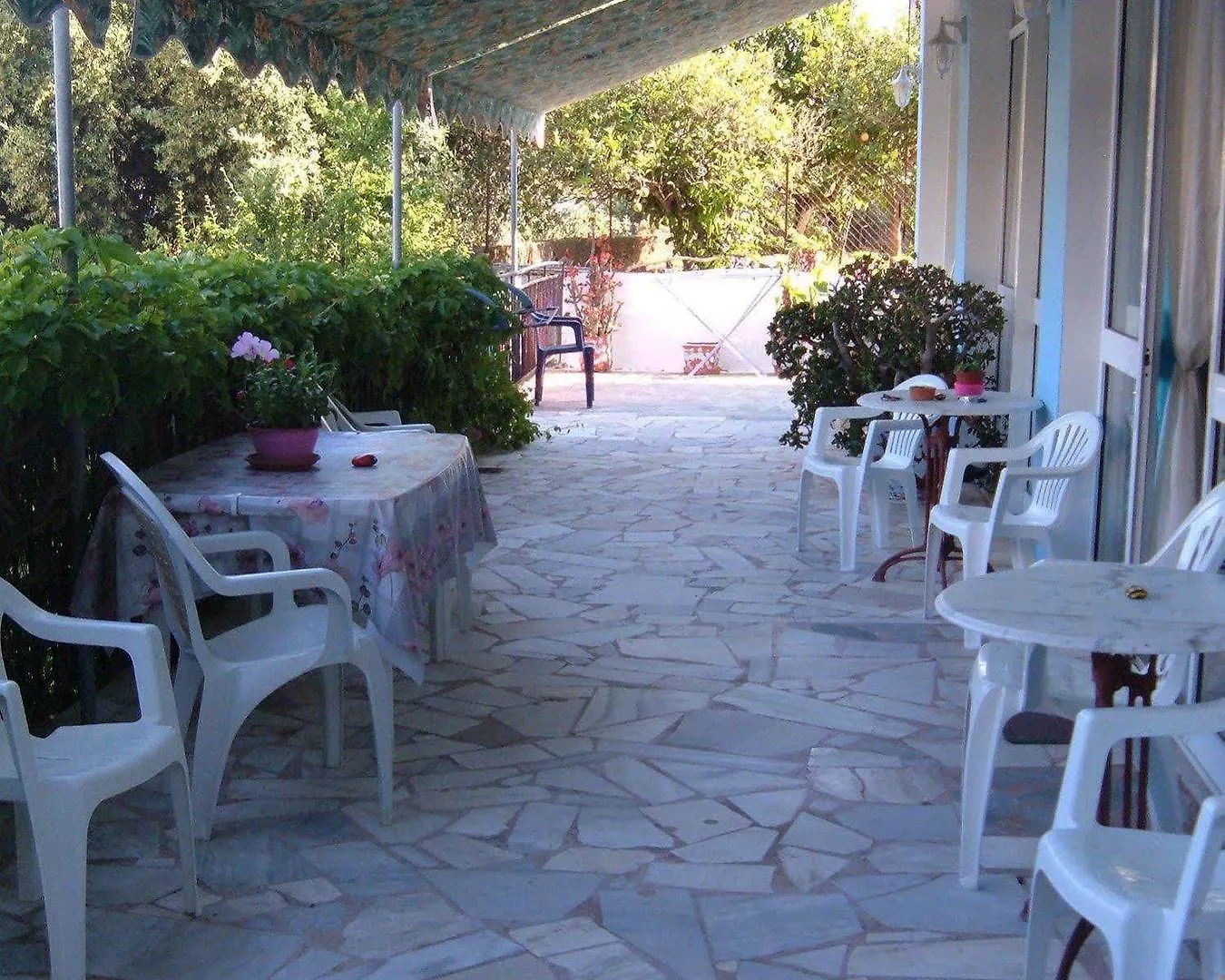 Poseidon Apartments Skala