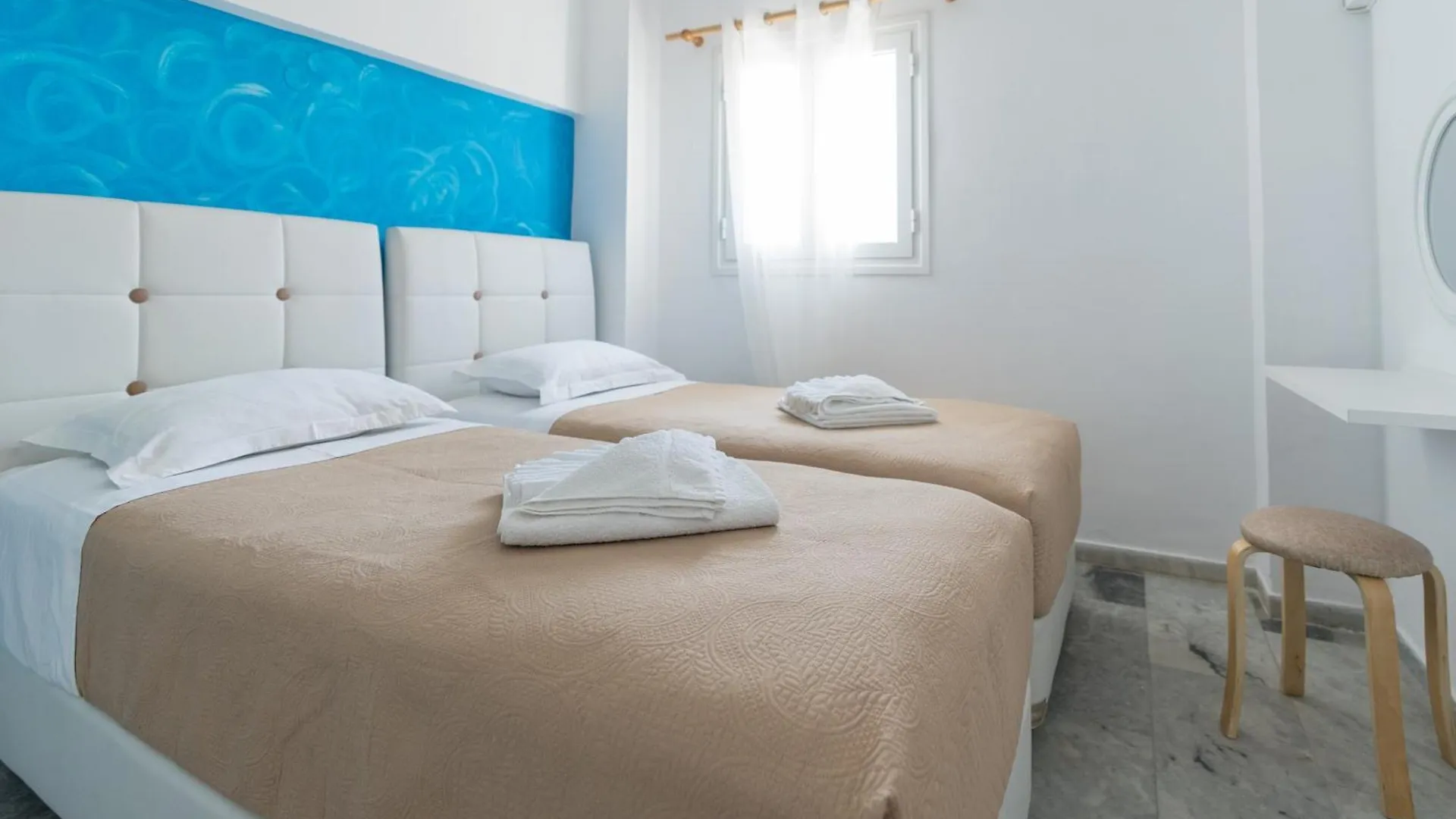 Poseidon Apartments Skala