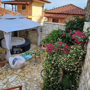 https://dream-house-porta-qeparo-since-1910.albaniahotels.org