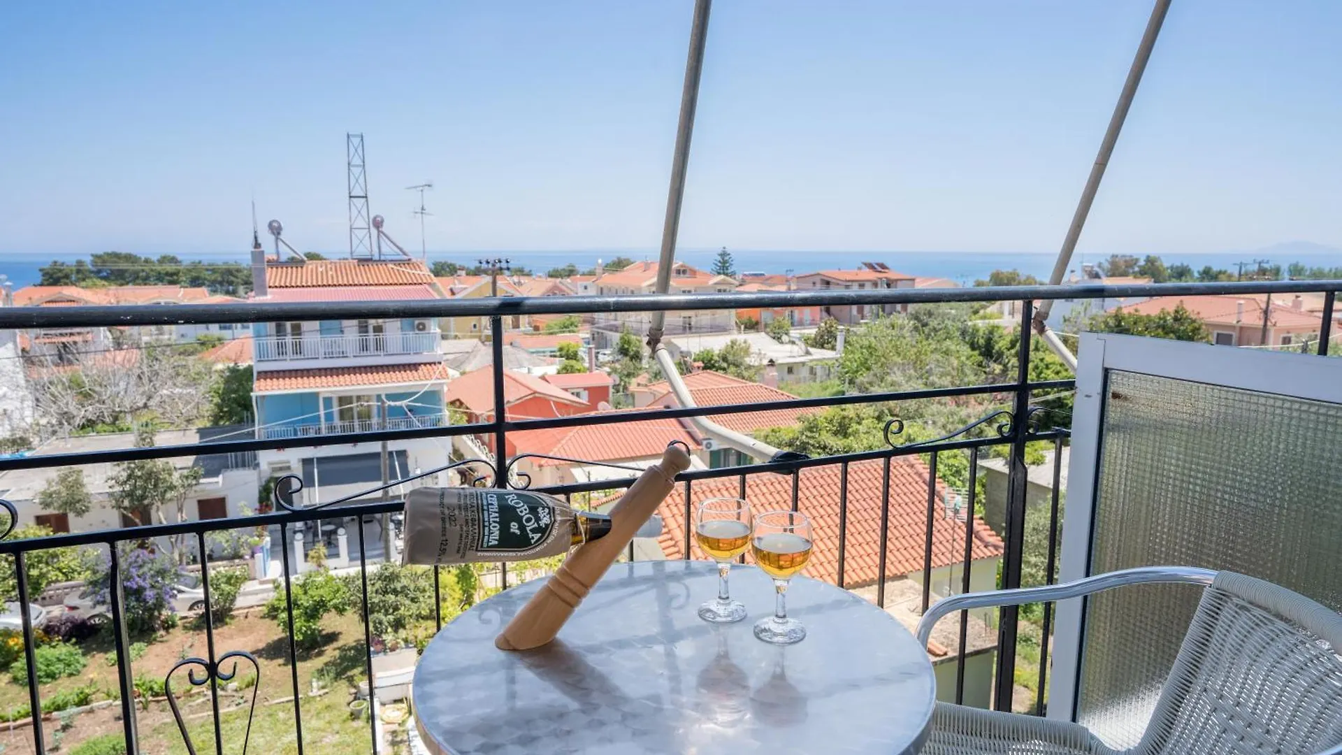 Poseidon Apartments Skala   Skala (Kefalonia)
